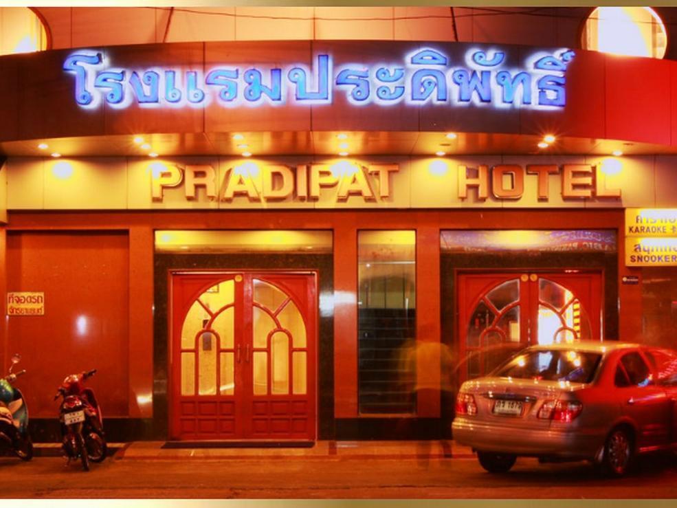 Pradipat Hotel Bangkok Exterior foto